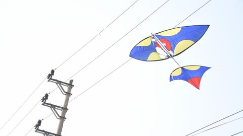 Cảnh báo hiểm họa thả diều gần đường dây điện