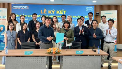 Kết nối y tế - tài chính - công nghệ: ABBANK và Y tế 315 chung tay vì cộng đồng khỏe mạnh