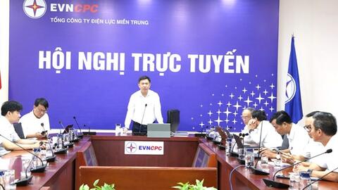 EVNCPC bảo đảm cung cấp điện liên tục và an toàn cho khách hàng trong mưa lũ