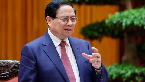 Thủ tướng: Thúc đẩy chuyển sang phương tiện giao thông điện, giảm phụ thuộc xăng dầu