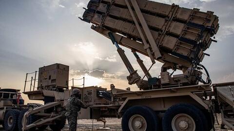 Ông Trump tiếp tục lùi giờ G đánh hạ tầng năng lượng Iran