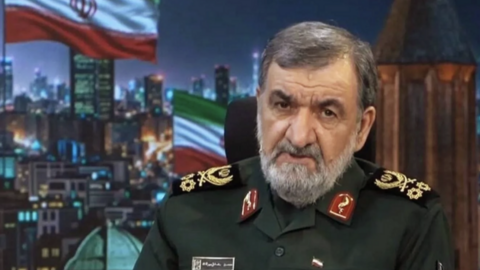 Iran cảnh báo Mỹ sẽ phải 'trả giá đắt' tại eo biển Hormuz