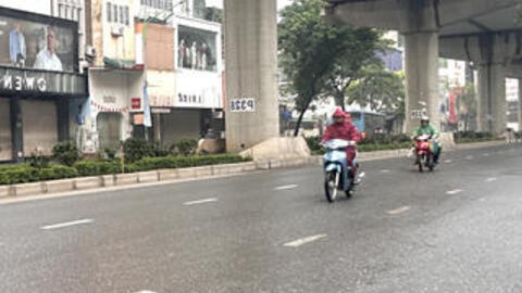 Thời tiết ngày 9/6: Hà Nội mưa rào và dông rải rác, TP HCM nắng nóng