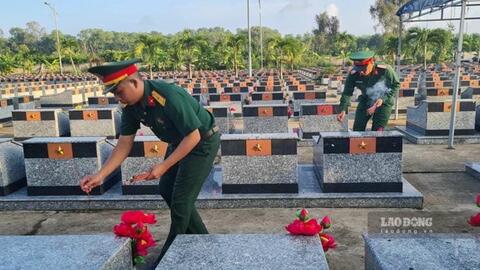 Cà Mau tri ân người ngã xuống bằng những việc làm nghĩa tình
