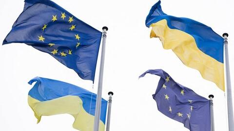 Ukraina dự kiến huy động hơn 100 tỉ USD viện trợ tài chính