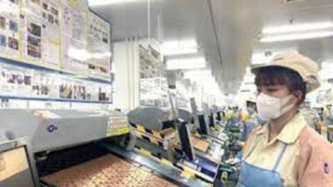 Hà Nội: Lương tăng nhưng thưởng Tết giảm