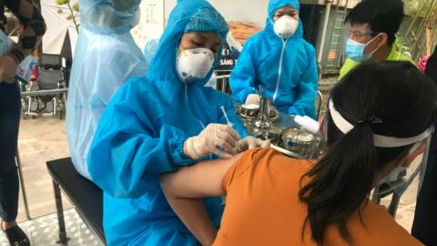 Tiêm phòng COVID-19 thần tốc hơn nữa