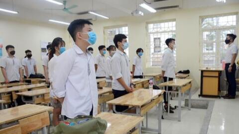 Thêm nhiều trường đại học, tỉnh cho học sinh trở lại trường