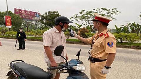 Cảnh sát giao thông Cao Bằng ra quân bảo đảm ATGT dịp lễ 30/4-1/5