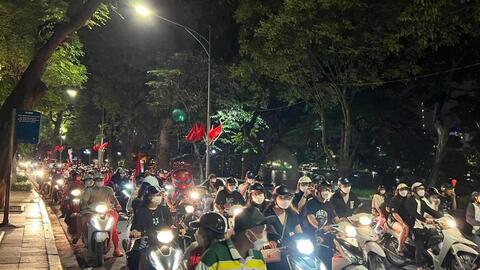 Bắt giữ các đối tượng lợi dụng ăn mừng chiến thắng U23 Việt Nam để càn quấy đường Hà Nội