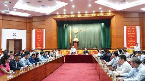 Doanh nghiệp đề xuất giải pháp gỡ khó cho trái phiếu, thị trường chứng khoán