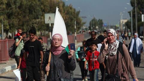 Người dân Dải Gaza lũ lượt di tản