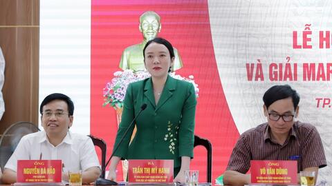 Công bố giải chạy marathon "Hành trình về Làng Sen 2024"