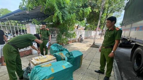 Phát hiện, thu giữ hơn 5.000 bao thuốc lá nhập lậu