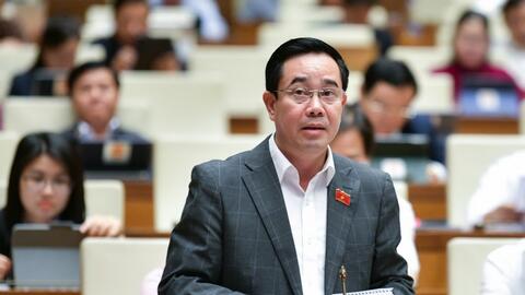 “Check var” sao kê, đại biểu Quốc hội lên án thói “phông bạt”