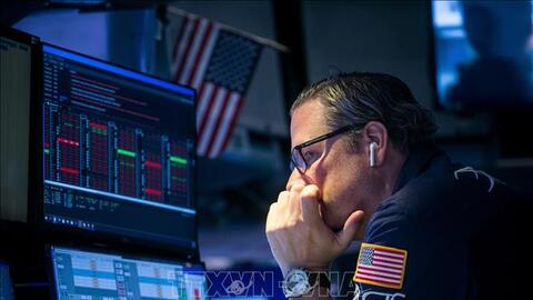 Phố Wall phục hồi sau đợt bán tháo