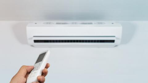 "Bật mí" cách dùng điều hòa đỡ "ngốn" điện