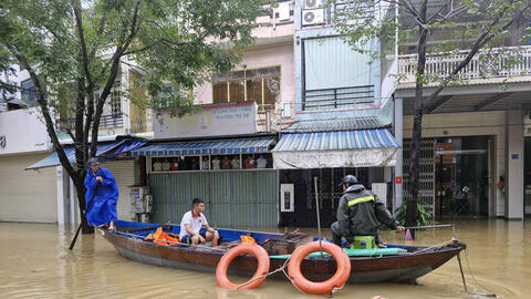 Nước tiếp tục dâng, nhiều tuyến phố Hội An ngập sâu