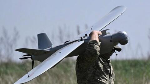 Ukraina không kích cảng Nga, 4 người bị thương