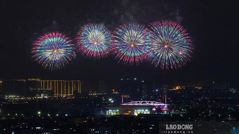 Xem pháo hoa tối 23.1 ở đâu đẹp trong chương trình mừng Đại hội Đảng?