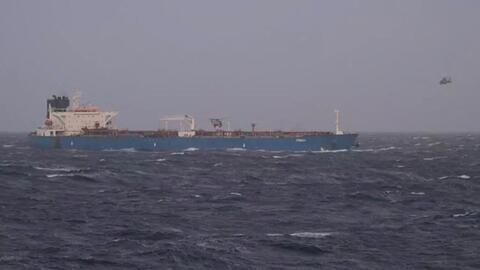 Pháp chặn bắt tàu chở dầu xuất phát từ Nga