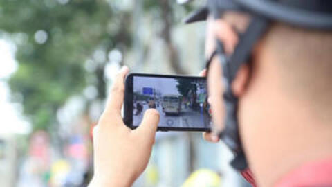 Khuyến khích người dân phản ánh vi phạm giao thông qua VNeID hoặc VNeTraffic