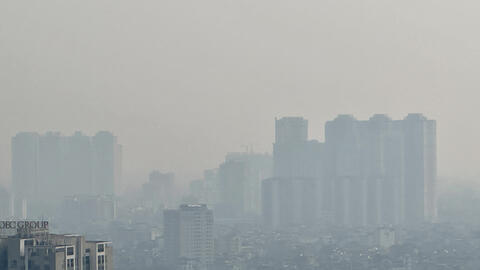 Hà Nội mù mịt ô nhiễm, chất lượng không khí ở mức không lành mạnh