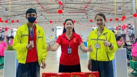 Công đoàn Công ty Viet Fast trao quà Tết cho 3.060 đoàn viên