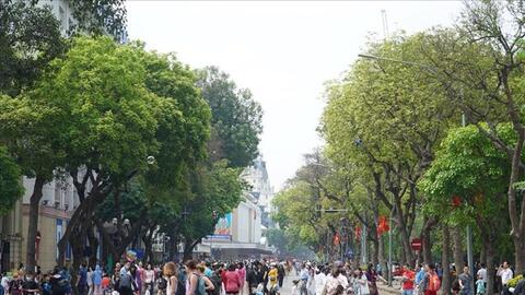Tạm dừng hoạt động phố đi bộ khu vực hồ Hoàn Kiếm