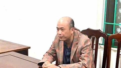 Tạm giữ đối tượng lừa đảo chiếm đoạt tiền cọc mua container qua mạng