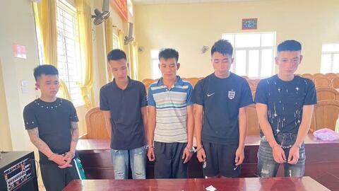 Bắt quả tang nhóm thanh niên sử dụng ma túy, thu giữ nhiều tang vật