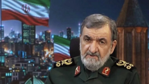 Iran cảnh báo Mỹ sẽ phải 'trả giá đắt' tại eo biển Hormuz