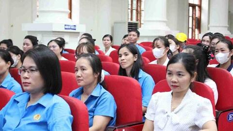 Cán bộ công đoàn được ưu tiên, cộng điểm khi thi tuyển viên chức