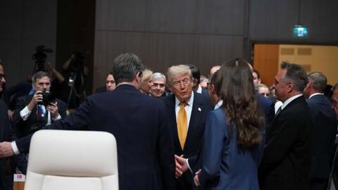 Tổng thống Trump tuyên bố giáng đòn mạnh vào Iran, áp phí di chuyển qua Hormuz