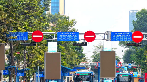 TP Hồ Chí Minh: Người dân sử dụng xe buýt để di chuyển ngày càng tăng