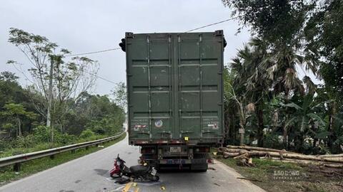 Đề nghị truy tố tài xế đỗ xe sai quy định gây tai nạn chết người