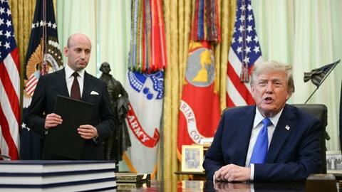 Ông Trump ký sắc lệnh mới siết "du lịch sinh con" tại Mỹ