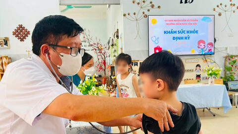 Lịch khám sức khỏe miễn phí cho học sinh Hà Nội ngày 19-20.8