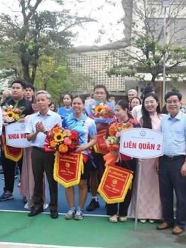 Khai mạc giải bóng chuyền viên chức Trường Đại học Sư phạm Huế