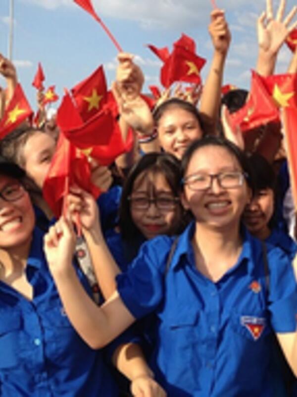 Để thế hệ trẻ ngày càng phát triển thể chất, tinh thần