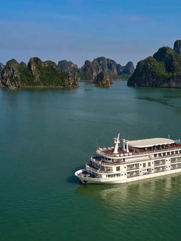 Tour du thuyền vịnh Hạ Long lọt top trải nghiệm hàng đầu thế giới năm 2026