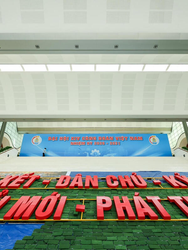 Chùm ảnh chào mừng Đại hội Công đoàn Việt Nam lần thứ XIV