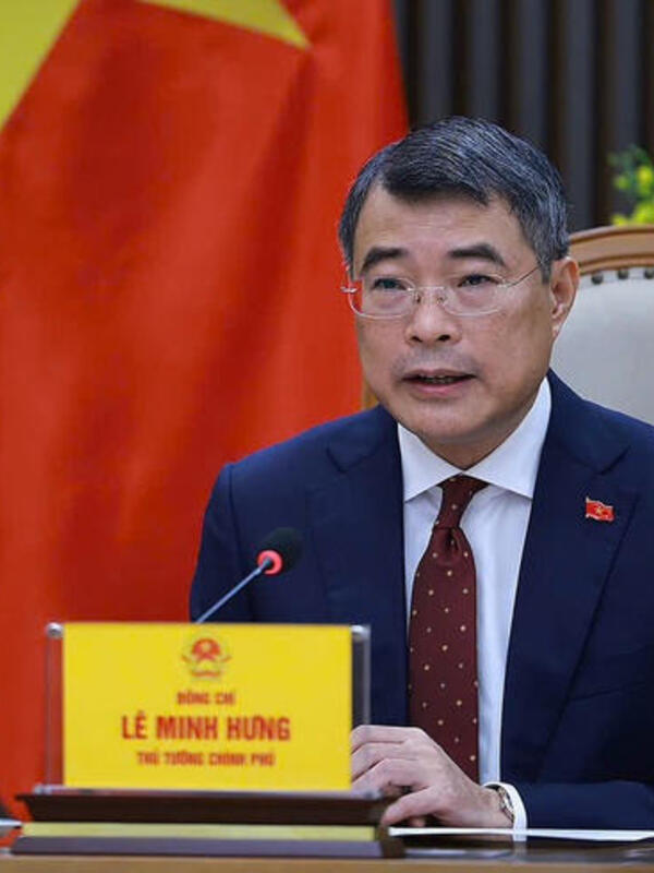 Thủ tướng Lê Minh Hưng điện đàm với Thủ tướng Trung Quốc Lý Cường