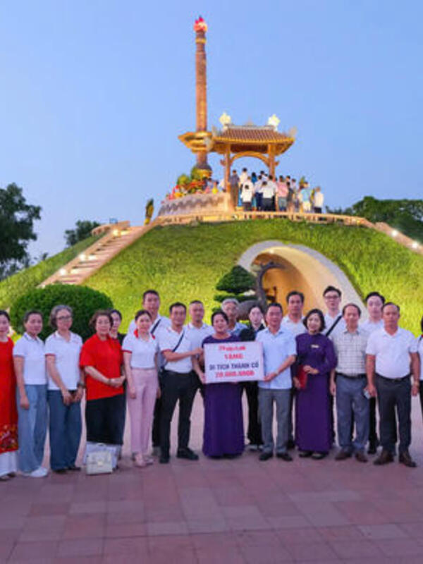 Báo Pháp luật Việt Nam tổ chức hành trình “Bồi đắp tâm hồn, tri ân tháng 7 miền Trung” lần thứ 19