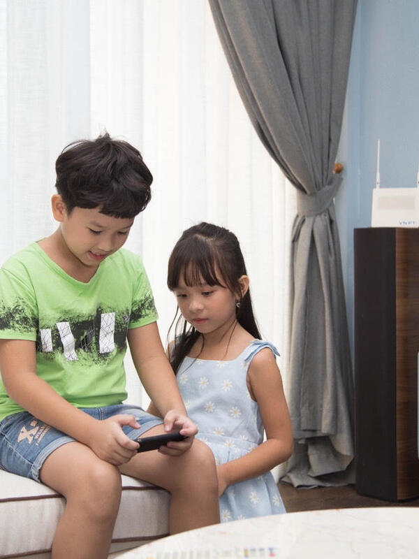 Internet ổn định là nền tảng cho cuộc sống số của gia đình Việt