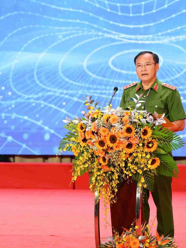 Chủ động đấu tranh với tội phạm trên không gian mạng