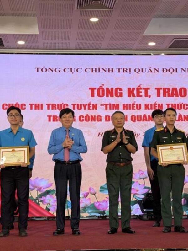 Trao giải Cuộc thi Tìm hiểu kiến thức an toàn, vệ sinh lao động trong Công đoàn Quân đội