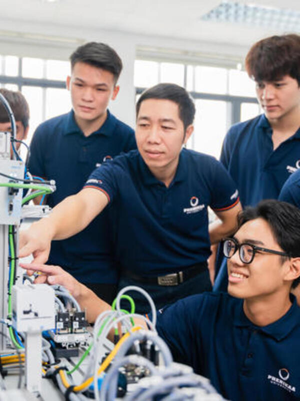 15 nhóm ngành được xét học bổng: Mức điểm cao nhất 24,35