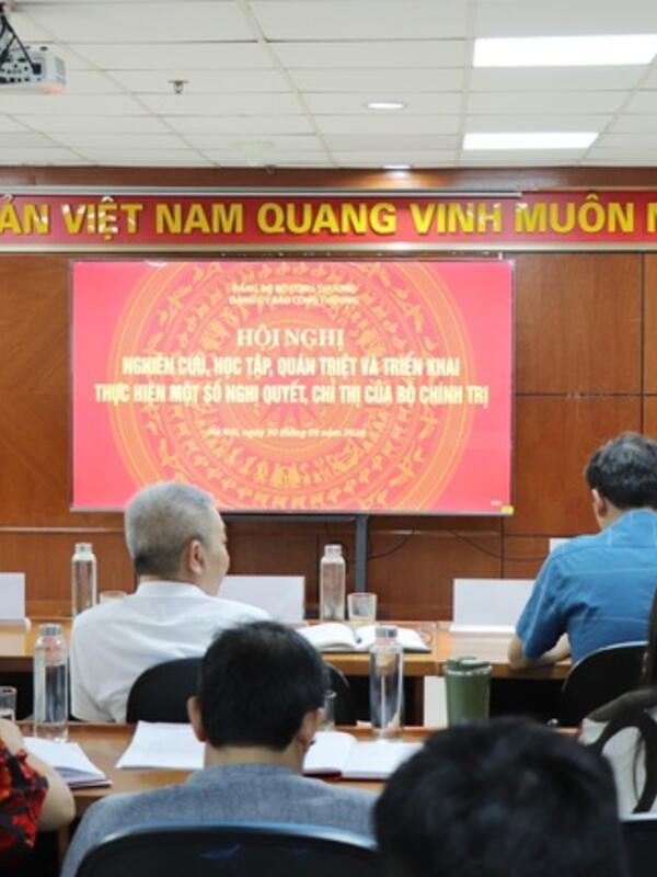 Đảng bộ Báo Công Thương quán triệt và triển khai thực hiện một số nghị quyết, chỉ thị của Bộ Chính trị
