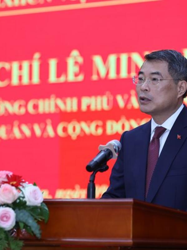Quan hệ đặc biệt Việt Nam - Lào phải được nuôi dưỡng từ nhân dân, từ cơ sở